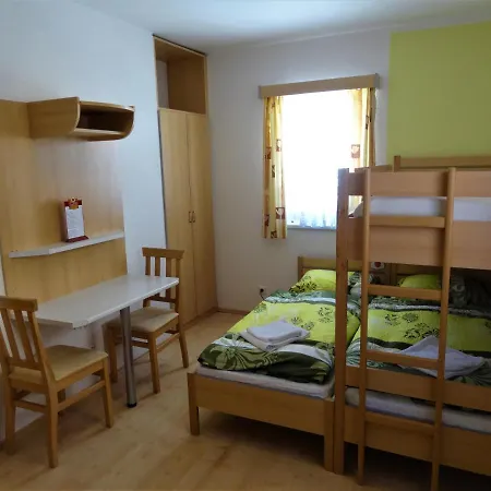 Nad Sneznym Potokem Vendégház Žacléř